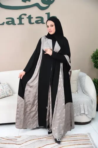 عباية كلوش بلون أسود وبيج قماشها صيفي