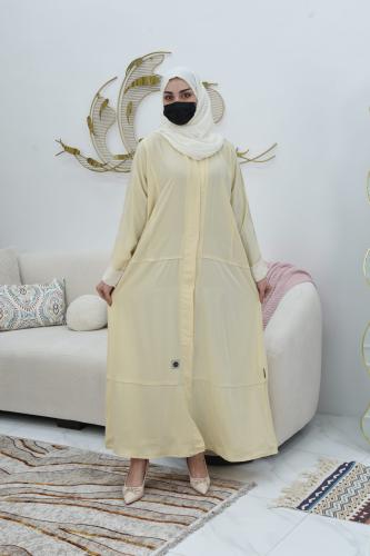 عباية كم مقلوب بلون كريمي