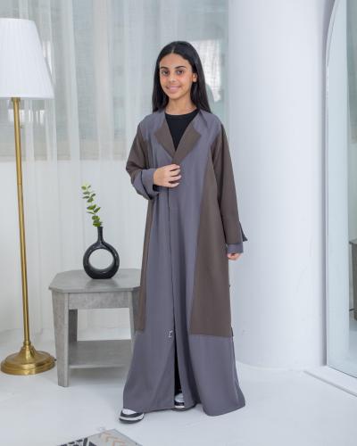 عباية بناتي منسقة بلونين بني ورصاصي