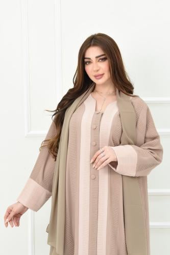 عباية فوكر أنيقة بلون نود ومزيج من البيج