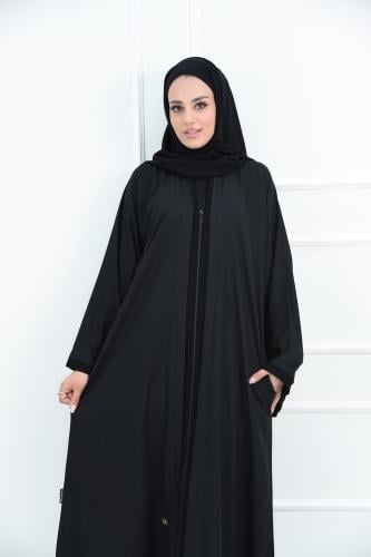 عباية كريب لفتة بسحاب بتفاصيل ملكية مع جيوب مخفية