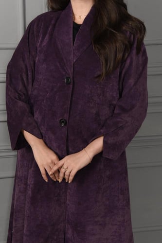 عباية شتوية بلون لافندر