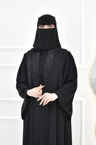 عباية نواعم ببندا مطرز بالأسود