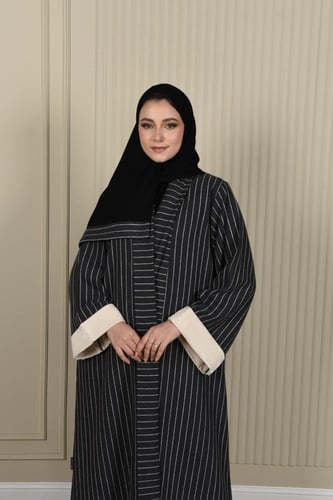 عباية شتوية بقماش صوف مقلم