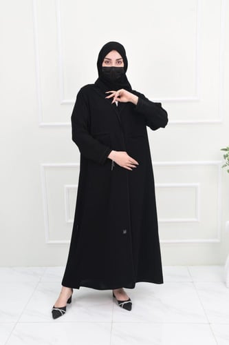 عباية كريب بتصميم راقي وتفاصيل انيقة