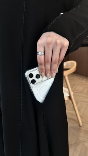 عباية رقمها K173