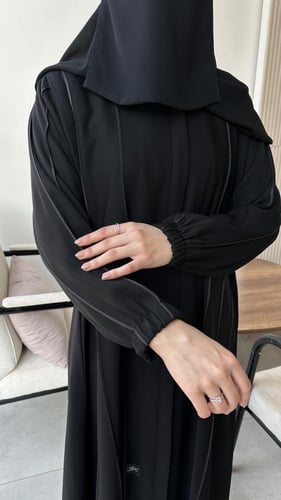 عباية رقمها K175