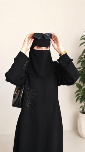 عباية كاجوال أنيقة بتطريز مميز - K234