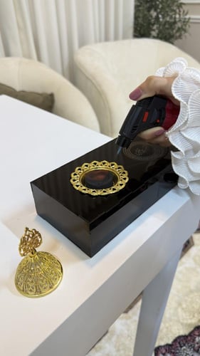 مبخرة يتم نحت اسمك عليها