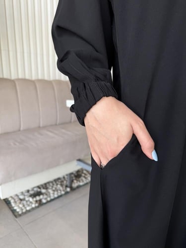 عباية عملية بسحاب مع جيوب مخفية – قصة نص كلوش من ق...