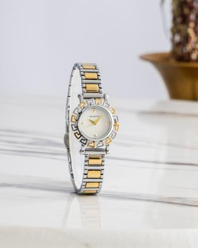 ساعة استيل باللون المكس