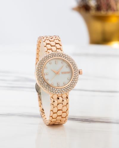 ساعة جذابة باللون النحاسي