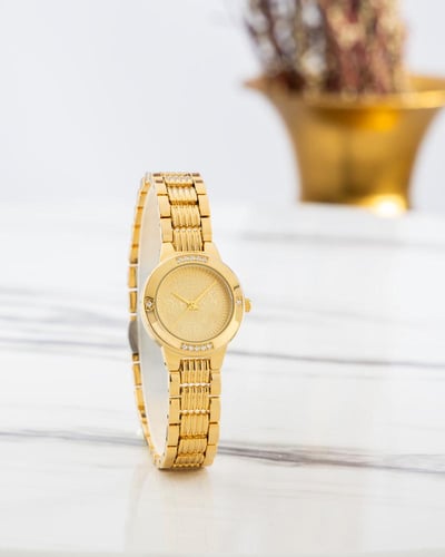 ساعة نسائية حصريه بتصميم الجنيهات للميناء الداخلي