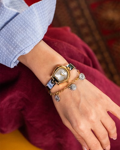 التفرد من اجلك باللون المكس ميناء ابيض