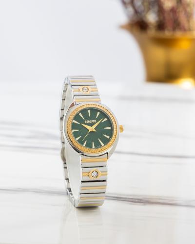 ساعة نسائية باللون المكس