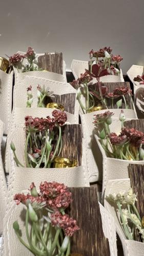 توزيعات من العود الفاخر و المسك الأصلي للمناسبات