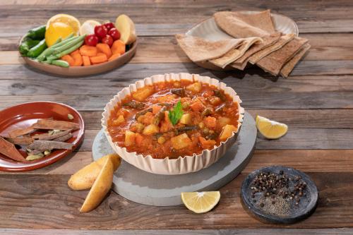خضار مشكل مع الدجاج