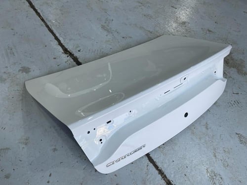 باب شنطة تشارجر بوليسي 2020 بوية بلد