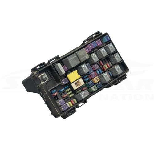 علبة فيوزات جراند شيروكي 2011-2013 مستخدم