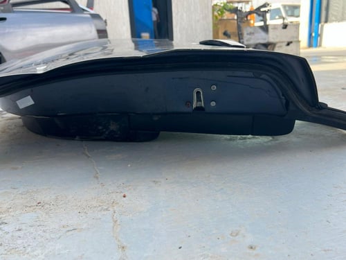 باب تشارجر خلفي يسار مستعمل اصلي ٢٠١٧