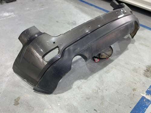 صدام خلفى جراند شيروكى اصلى مستخدم بحالة الوكالة