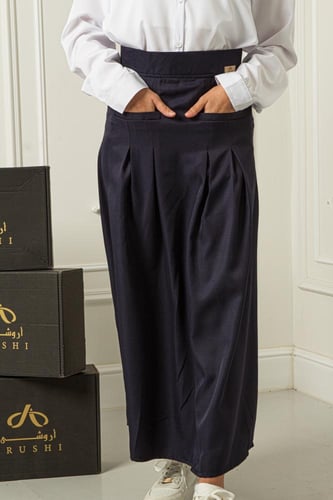 مريول طقم بلوزة وتنورة كحلي راقي بجيوب أمامية