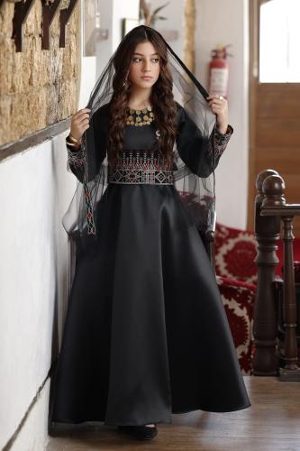 فستان السن المحير ميكادو أسود مطرز