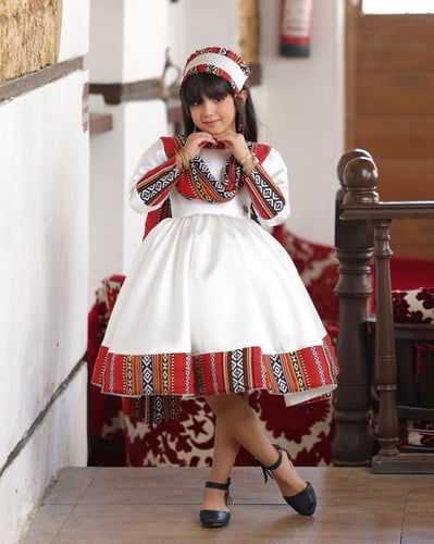 فستان يوم التأسيس بناتي مع شال