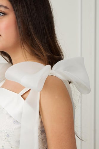 فستان مشاعل الراقي دانتيل مطرز .. فستان السن المحي...