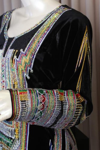 جلابية عسيري أسود فاخرة