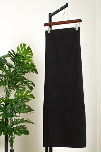 تنورة نسائي بتصميم كلاسيكي