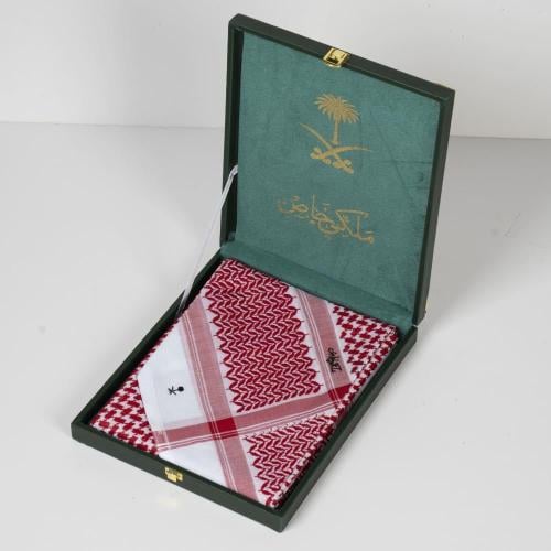 شماغ ملكي خاص احمر 2026