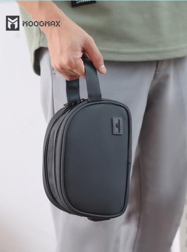 MOOGMAX شنطة جوال B006 مع منفذ USB