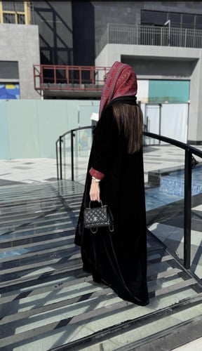 غ١٨