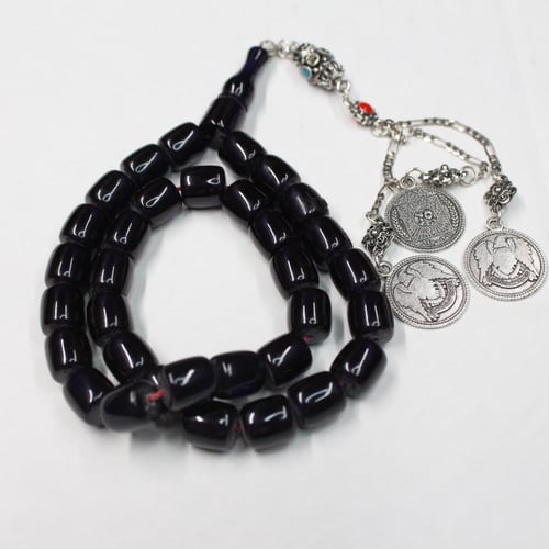 سبحة مسكي باللون الاسود البراق مع شرابة مزيج من ال...