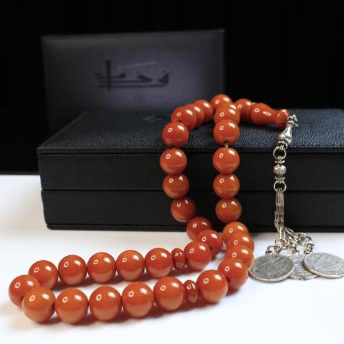 سبحة مسكي جزري داكن بلمسة أثرية و خرز دائري كبير
