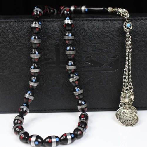 سبحة كوك بنقوش حمراء وزرقاء