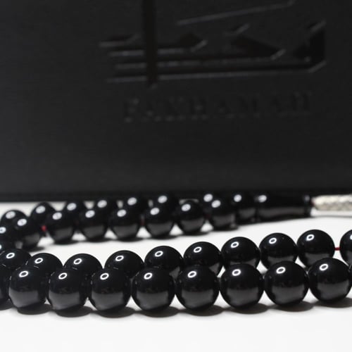 مسباح مسكي أسود براق معتّق