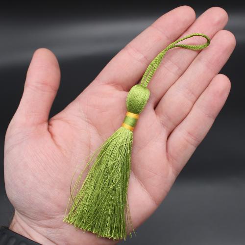 شرابة حرير بلون أخضر ,طول 13cm