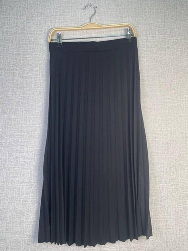 تنورة اسود ميد كسرات