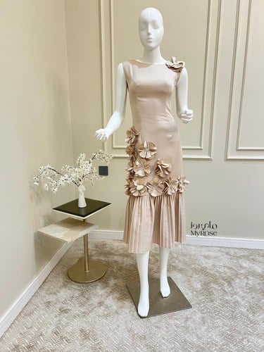 فستان ميد بورود