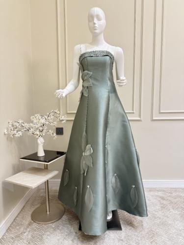 فستان سهرة فصوص