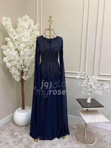 فستان سهرة نسائي ناعم