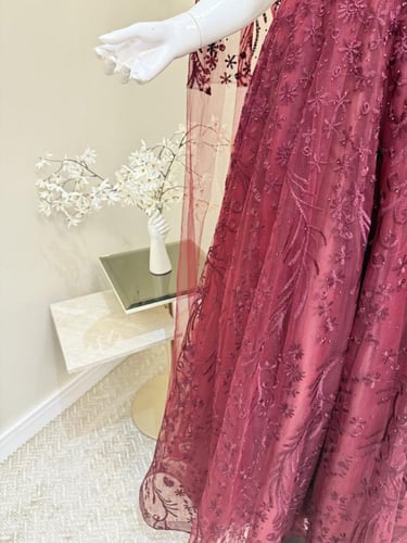 فستان سهرة برغندي