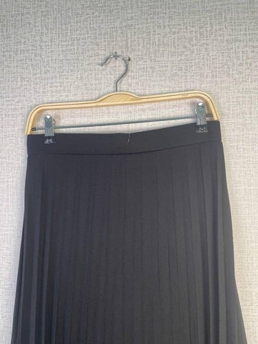 تنورة اسود ميد كسرات