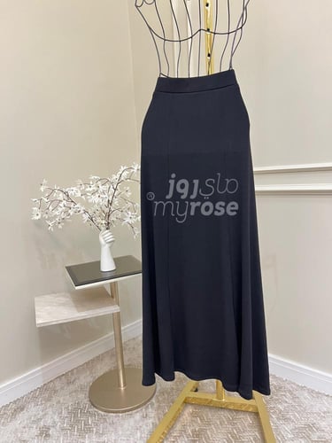 تنورة دبل كلوش