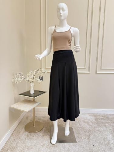 تنورة سكوبا كلوش