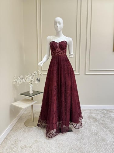 فستان سهرة برغندي