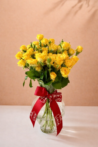 ورد (بيبي جوري ) باللون الأصفر