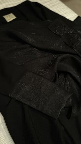 عباية نصف كلوش كريب كوري اسود مع شيفون جازار تركي